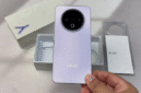 VIVO Y500 Smartphone Tangguh dengan Baterai Monster